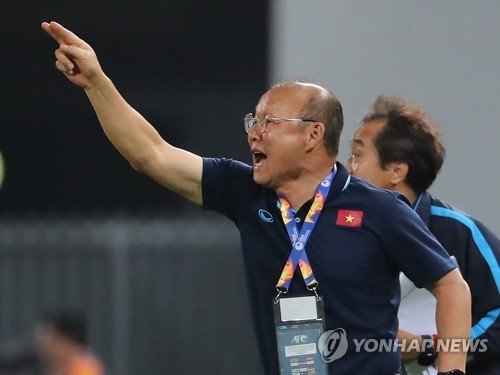 Truyền thông xứ Kim chi tin, tuyển Việt Nam dưới sự chỉ huy của thầy Park sẽ làm nên chuyện, lấy vé vào vòng sơ loại thứ 3 World Cup 2022 khu vực châu Á