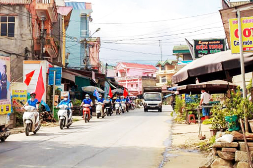 Một đoạn đường trung tâm xã Vân Tùng, huyện Ngân Sơn