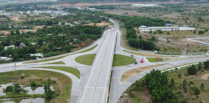 Điểm đầu dự án xây dựng đường cao tốc đoạn Hòa Liên - Túy Loan tiếp giáp với Ngã tư Hòa Liên, xã Hòa Liên, huyện Hòa Vang.  (Ảnh: Văn Luân).
