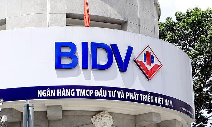 Biển hiệu trụ sở của ngân hàng BIDV
