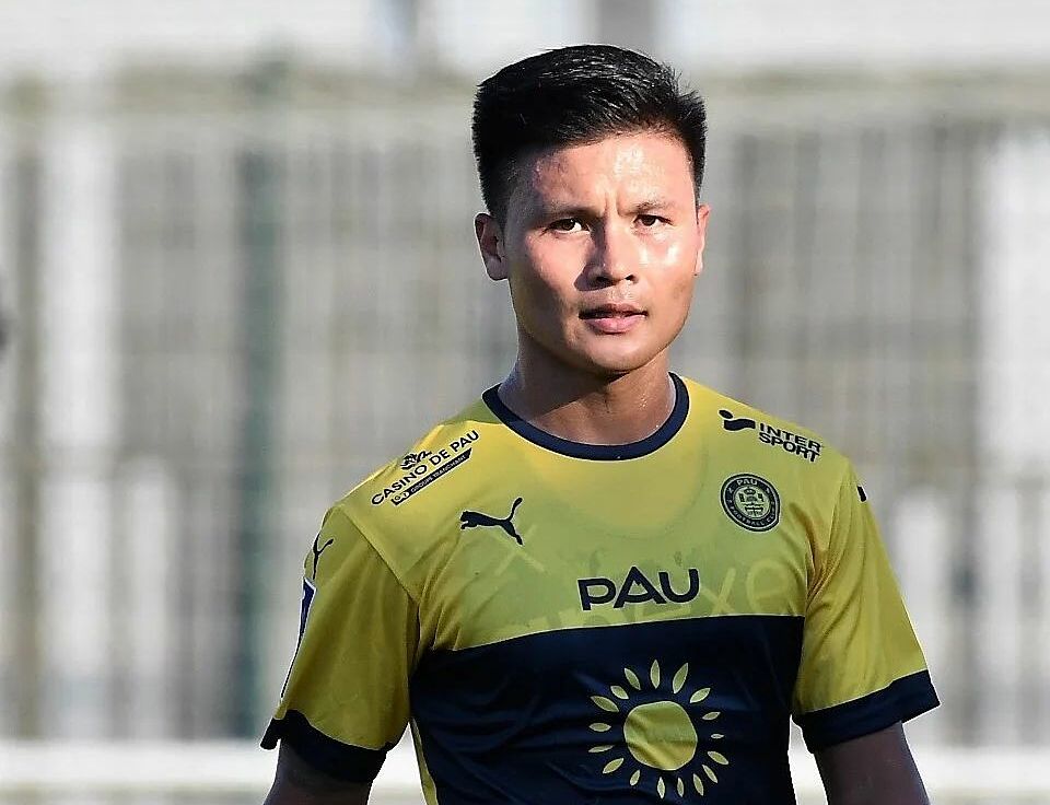 Nguyễn Quang Hải rời Pau FC sớm một năm